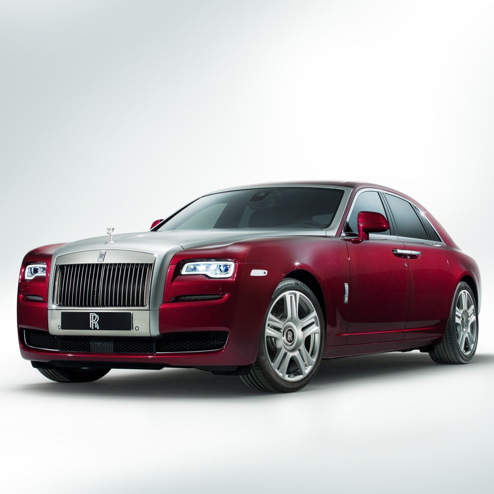 Salonul Auto Geneva 2014: Rolls Royce a dezvelit Ghost Seria II: " Un salon de 5 stele" FOTO