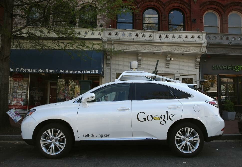 Automobilele fara sofer ale Google pot circula acum si in conditii de trafic urban! VIDEO