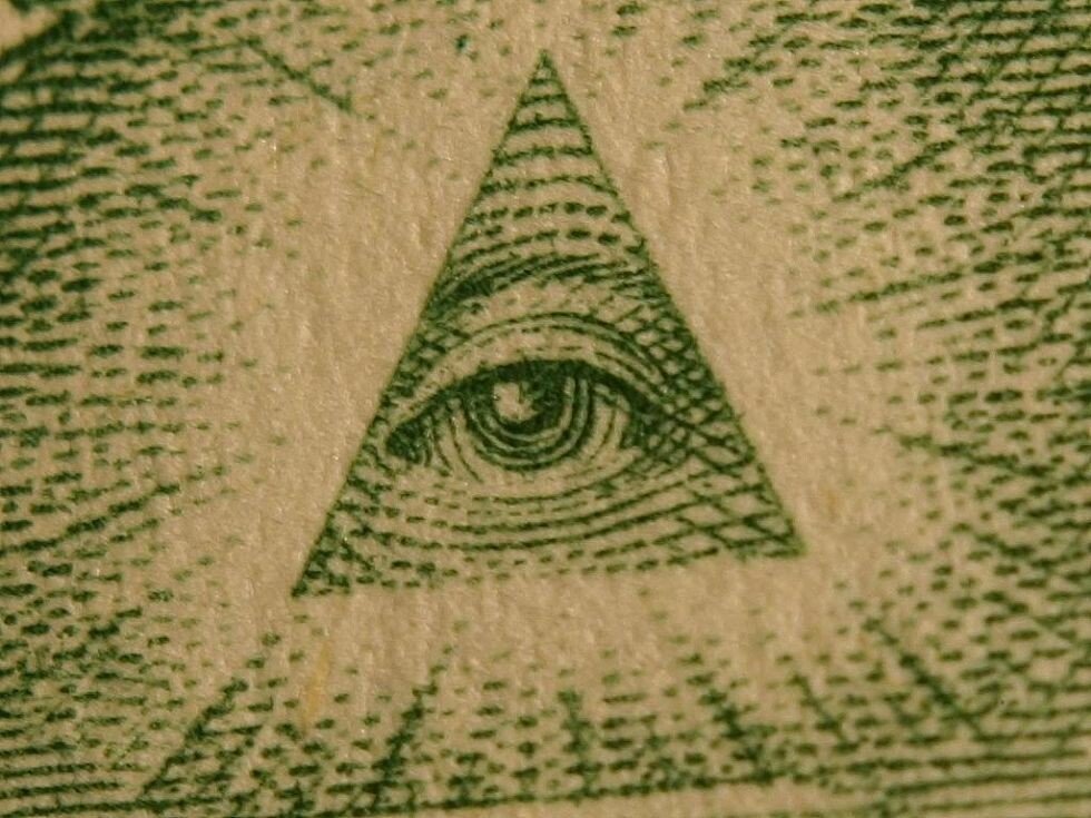 8 teorii ale conspiratiei are te vor pune serios pe ganduri: