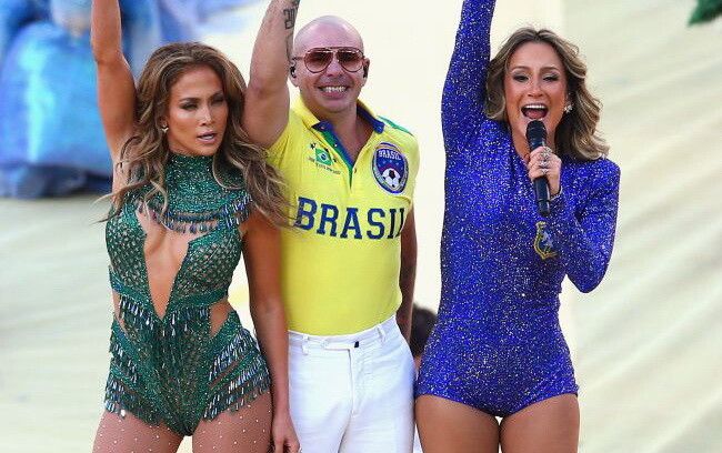 Are 44 de ani si arata incredibil de bine: Imagini cu Jennifer Lopez la ceremonia de deschidere a CM!