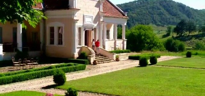7 ani de munca si o investitie de 700.000 €, pentru ca ruina unor nobili maghiari din Malancrav sa-si recapete stralucirea