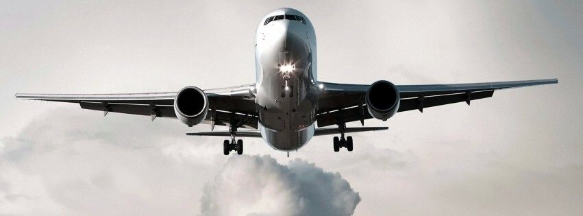 Scaunele aveau veste de salvare in spate: "Cea mai proasta linie aeriana din lume?" FOTO