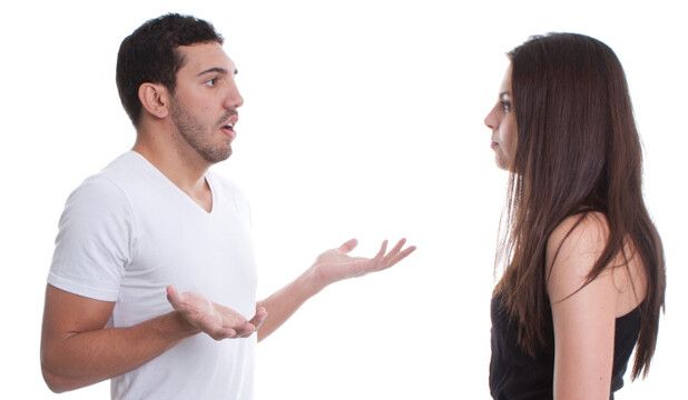 Barbatii rezista 25 de minute intr-o discutie cu prietenii: Cat timp isi asculta sotiile: