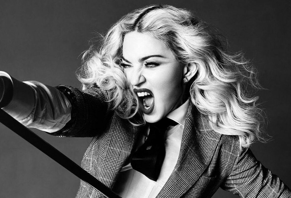 Si-a lansat cel mai nou clip! Cum arata Madonna si cate vedete apar alaturi de ea VIDEO