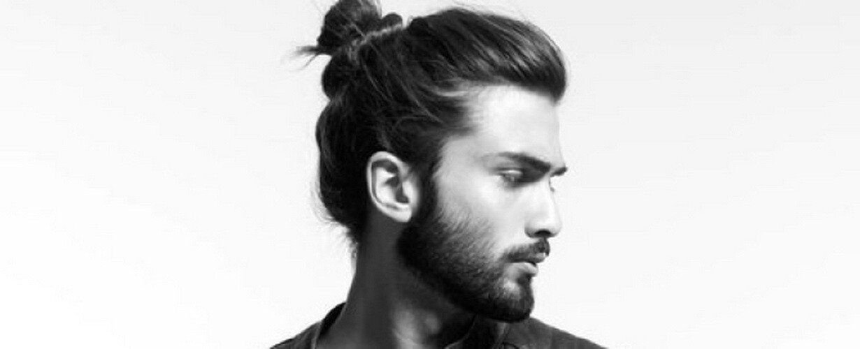 "Man bun-ul", o moda periculoasa? Afirmatia soc a unei specialiste si mitul creat in jurul sau. Bonus: Cum iti faci totusi cea mai tare coafura :)