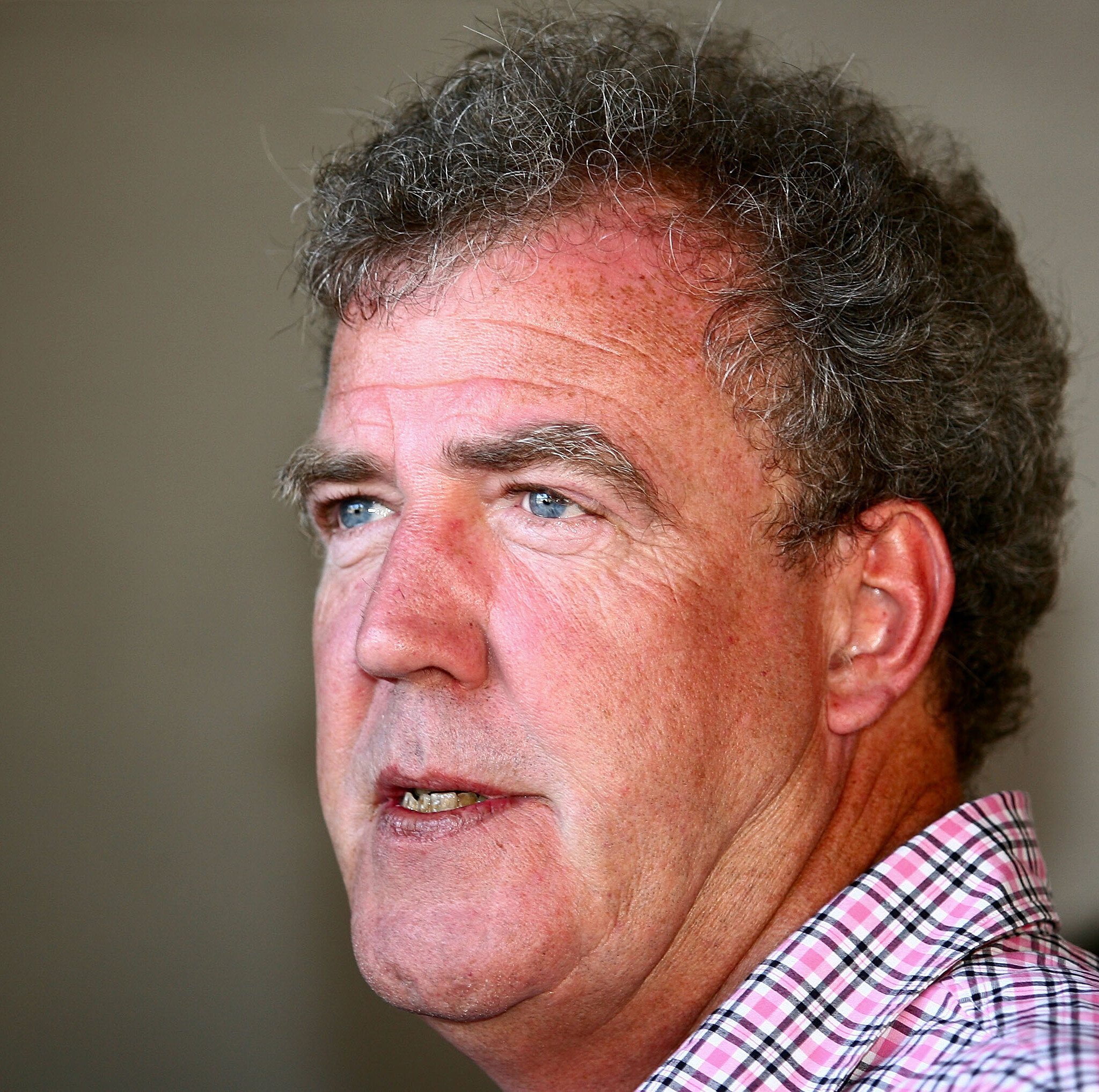 Jeremy Clarkson socheaza inca o data: "Nu mai bombardati ISIS!"