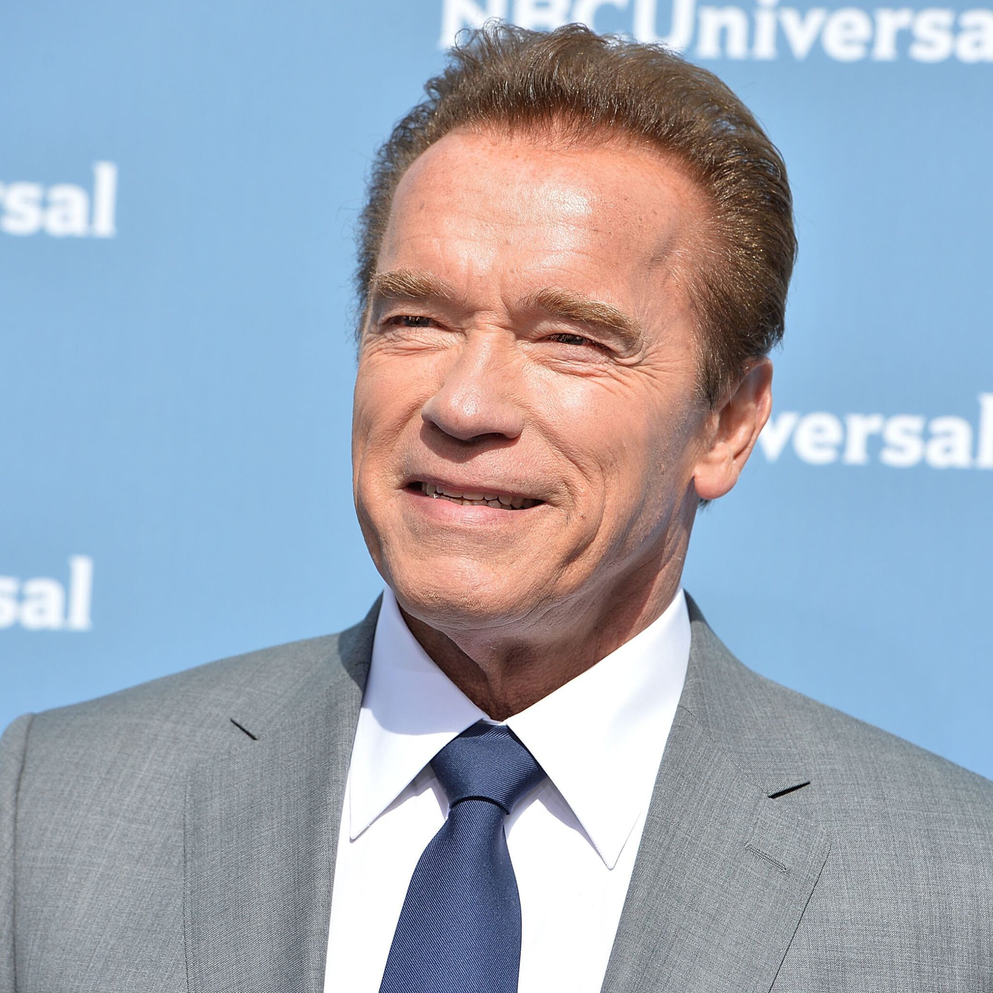 Arnold Schwarzenegger, retinut de politia germana pentru ca s-a plimbat cu bicicleta intr-o gara