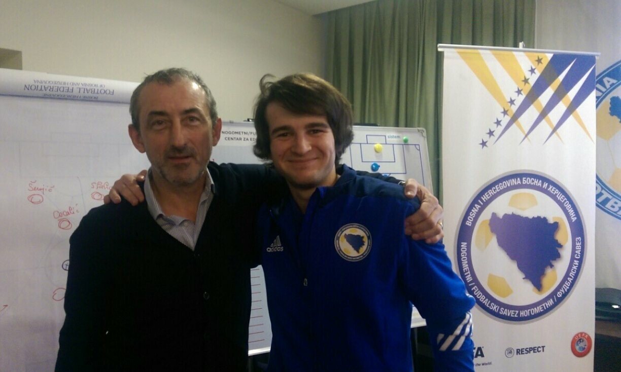 Un pusti de 22 de ani este cel mai tanar antrenor care a primit licenta Uefa A. Vrea sa ajunga in in Premier League