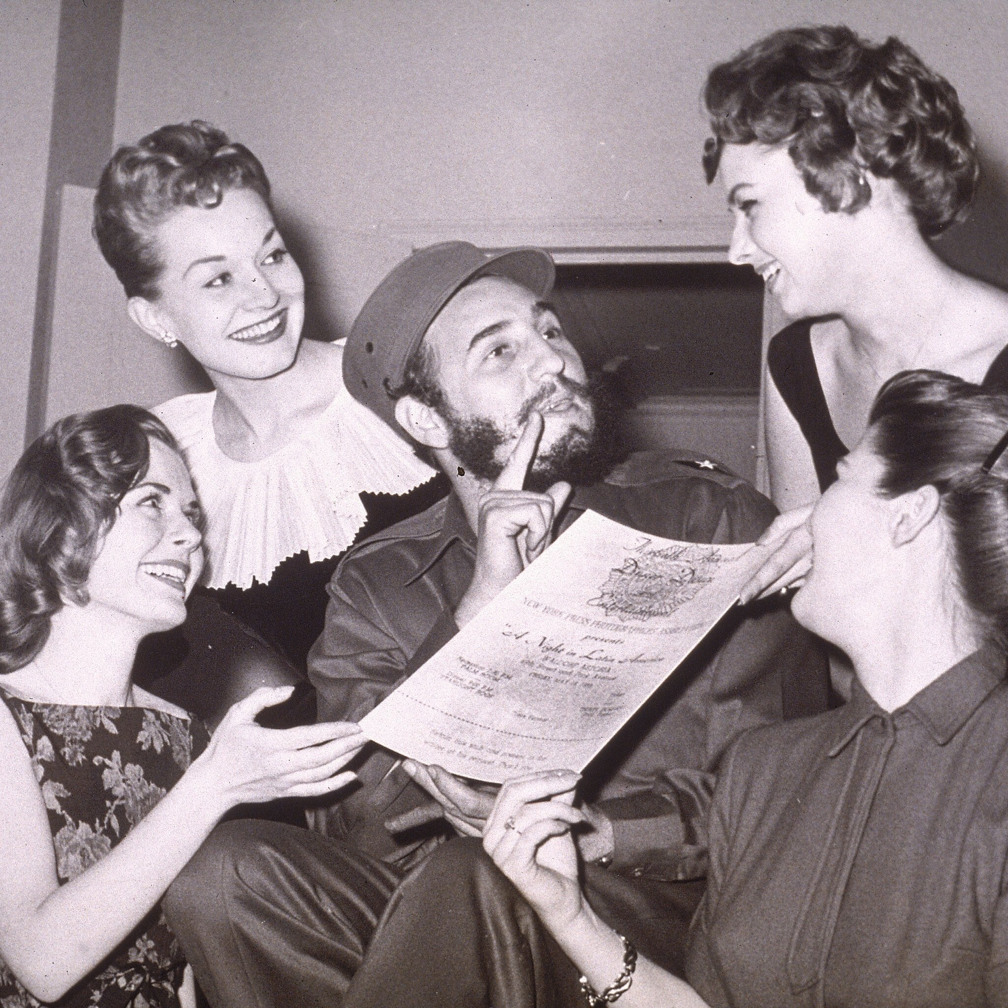 Viata secreta a dictatorului care "i-a aparat pe cubanezi de imperialism". Fidel Castro a avut 20 de case, o insula privata, un yacht urias si numeroase amante