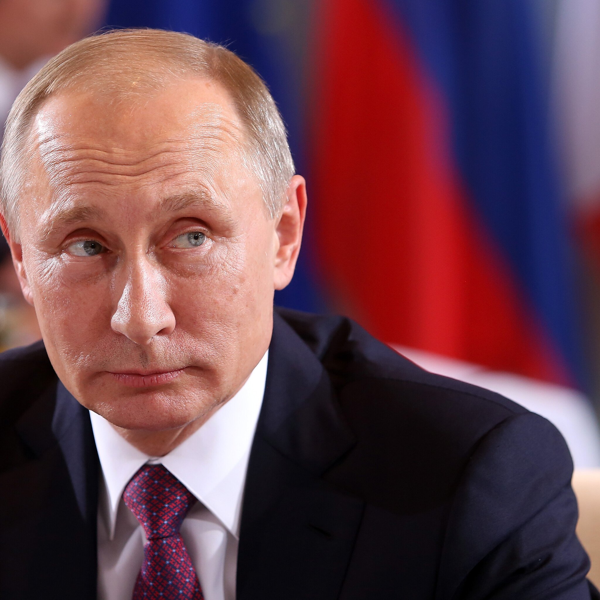 Imaginea anului! Cum a fost surprins soldatul care sta in dreapta lui Vladimir Putin