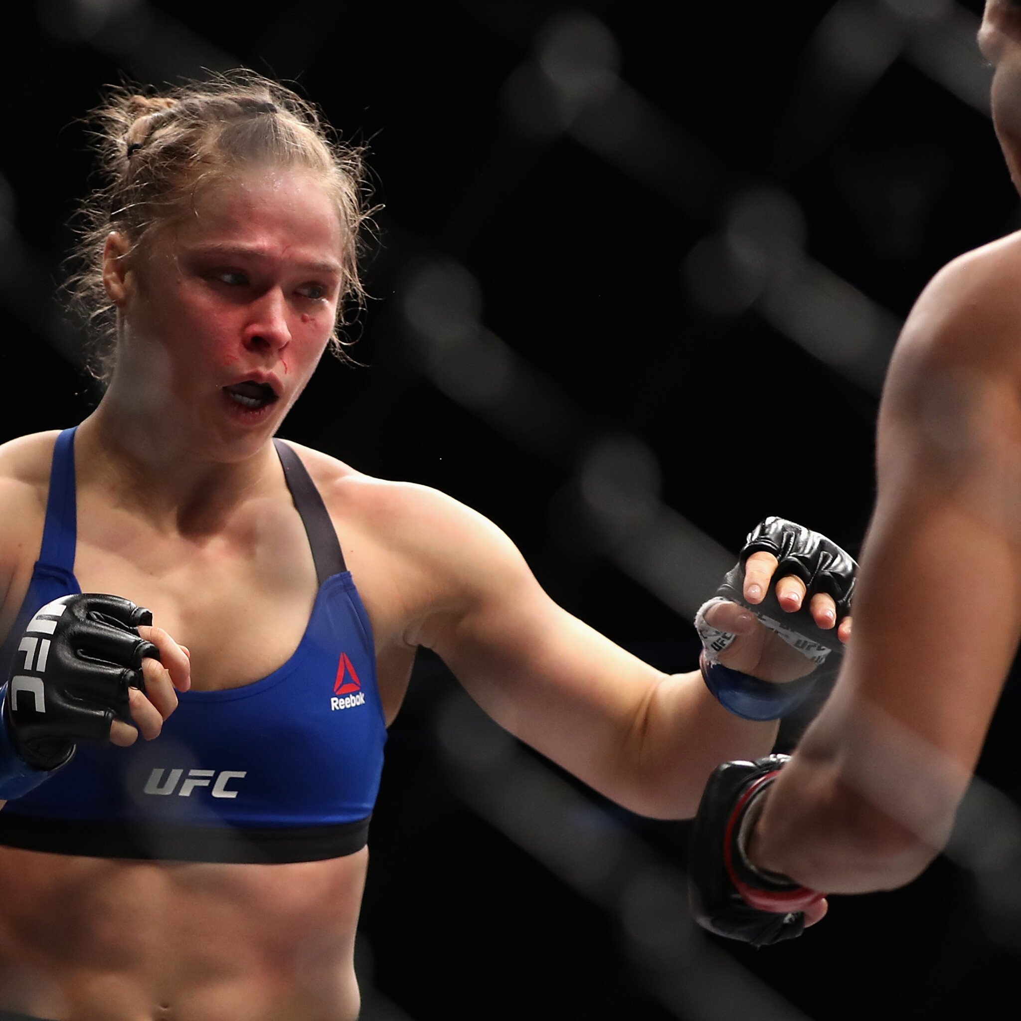 Prima reactie a Rondei Rousey dupa ce a fost pulverizata in cusca de Amanda Nunes