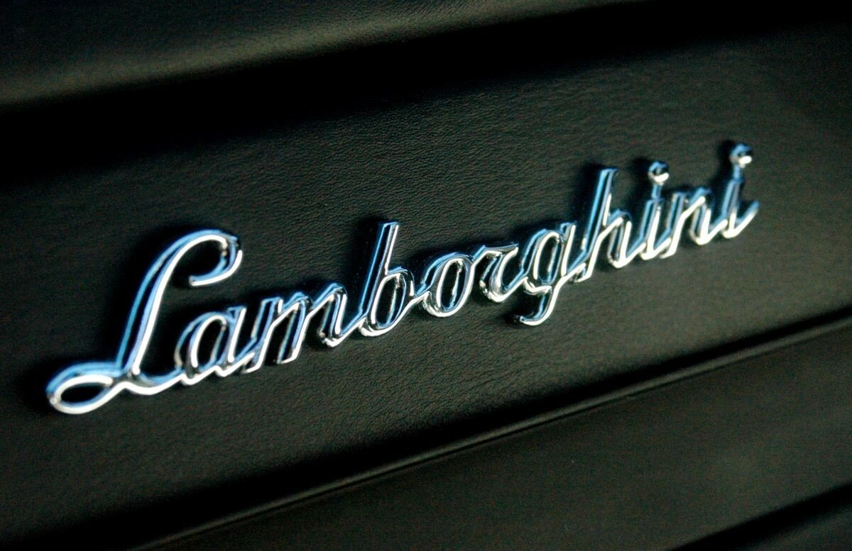 Lamborghini si o schimbare istorica: apare primul SUV al marcii, masina "de familie"