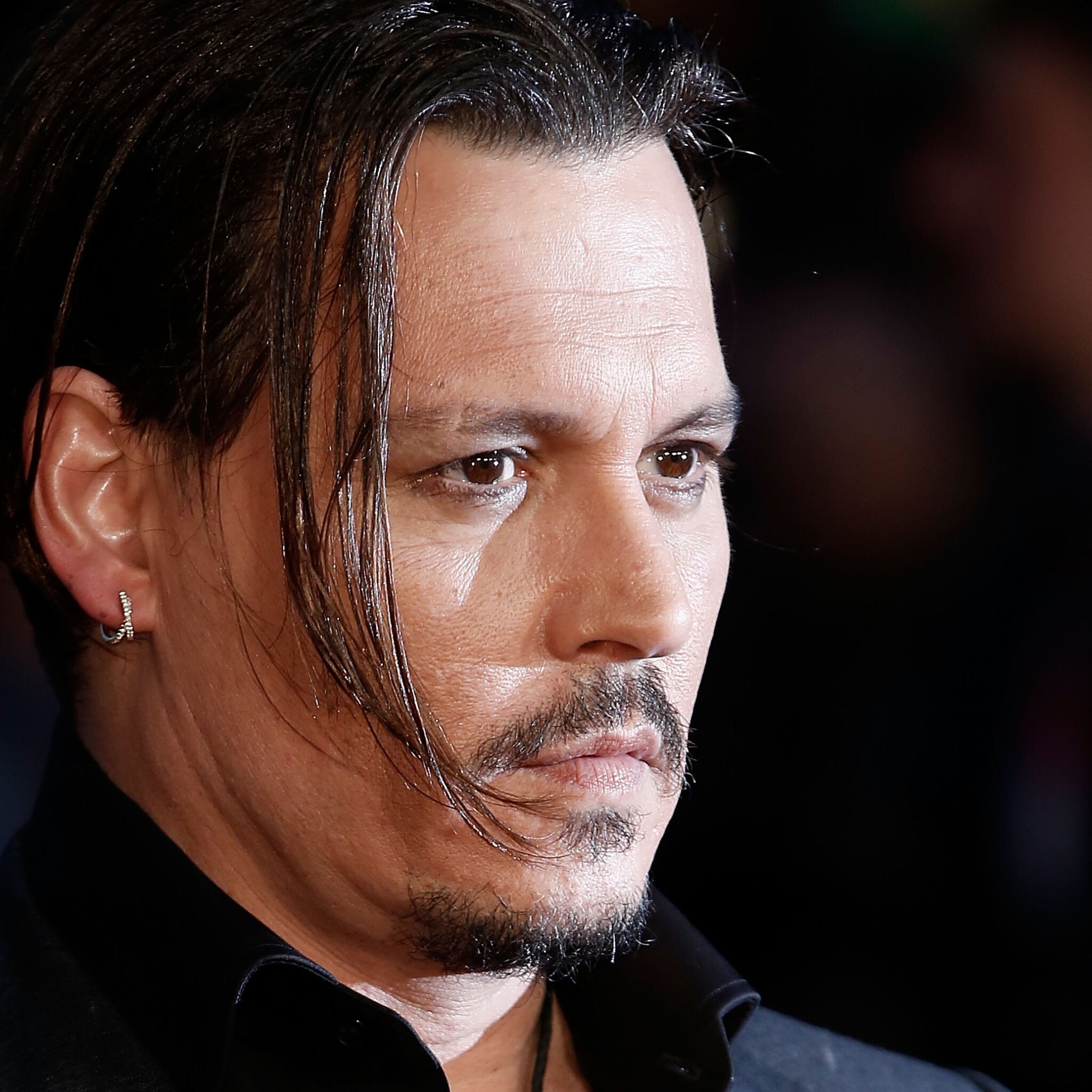 Secretul nebanuit al lui Johnny Depp! Ce face de fiecare data cand apare intr-un film