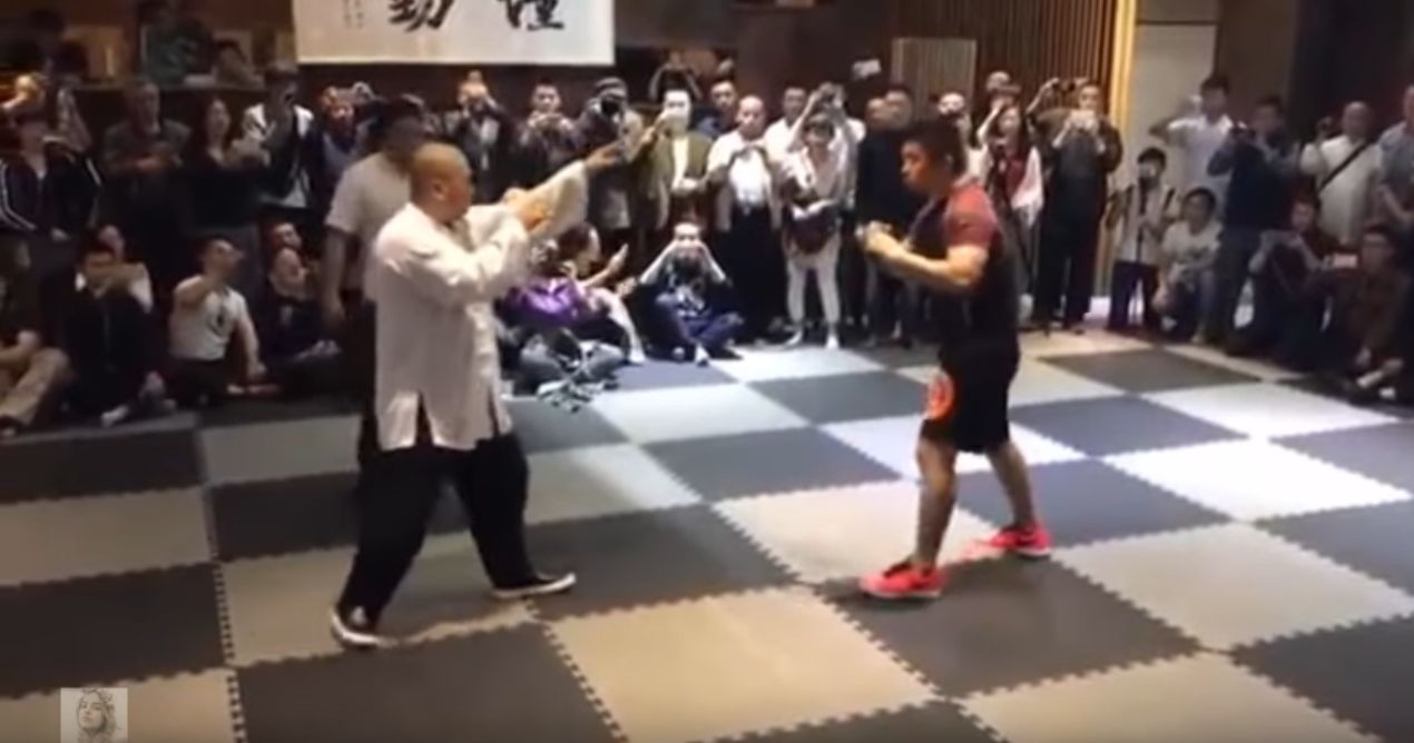Un luptator de MMA sau un practicant de Tai Chi?! Lupta incheiata brutal: VIDEO