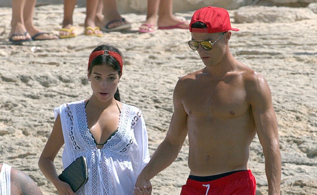 Moment teribil pentru Cristiano Ronaldo inainte sa devina tata pentru a 4-a oara! Ce a patit iubita lui