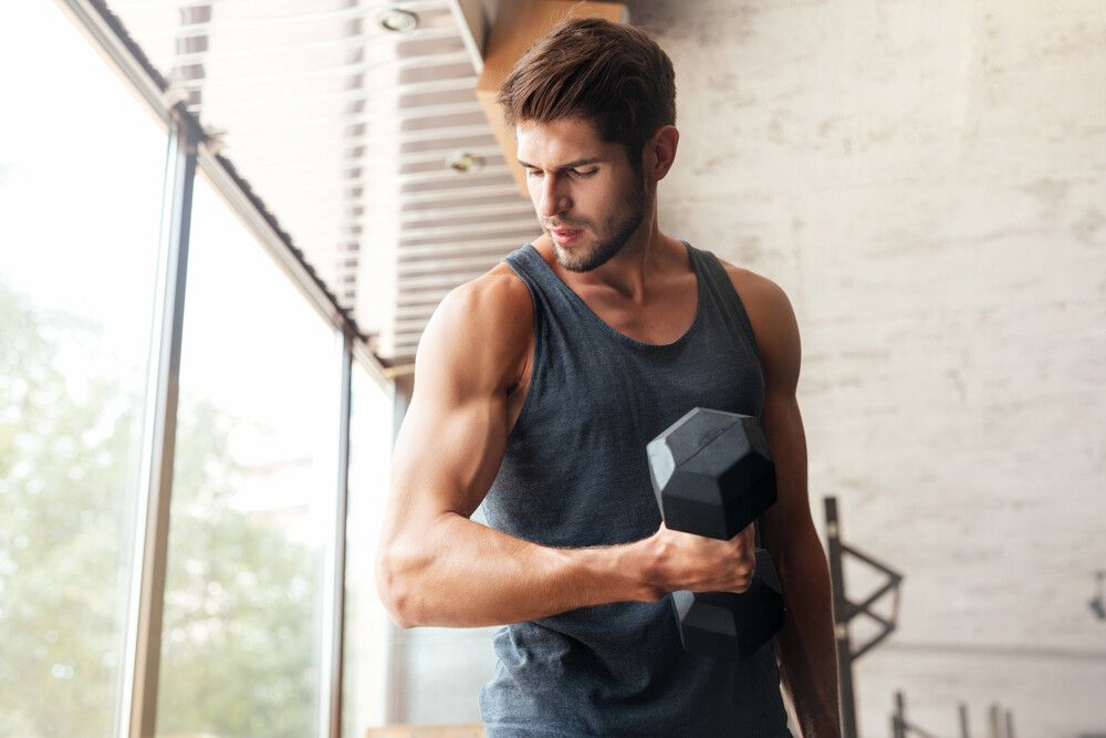5 reguli ca să-ți dezvolți masa musculară