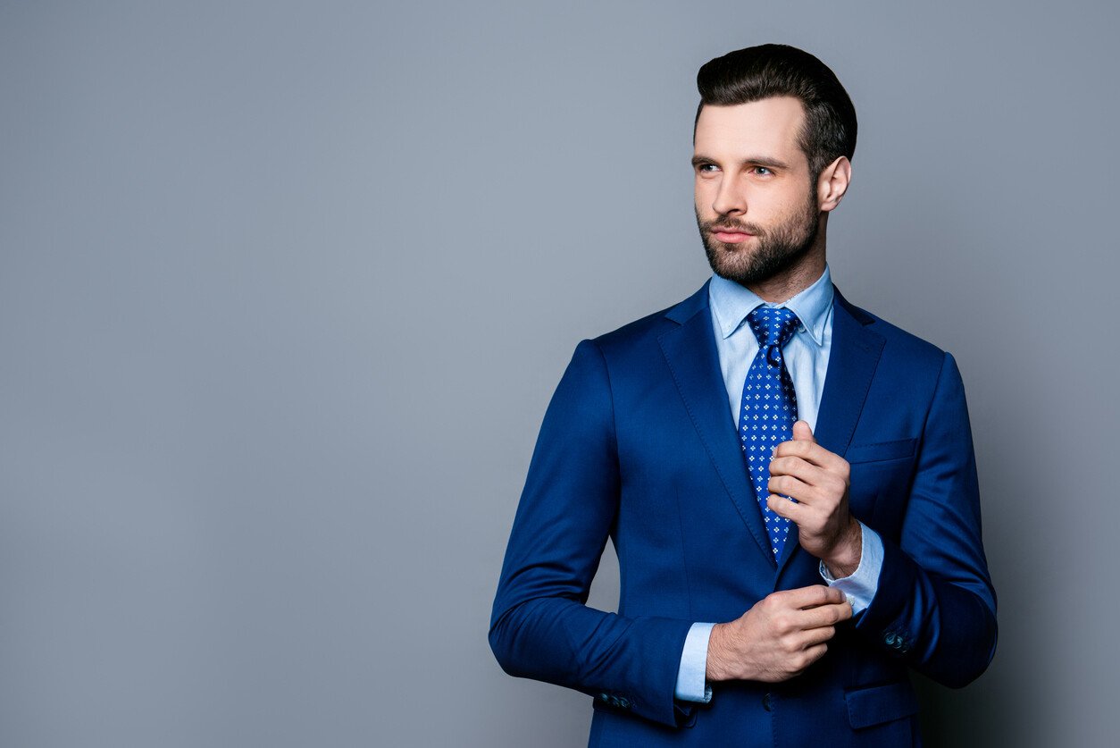 3 greșeli de evitat în purtarea unui costum
