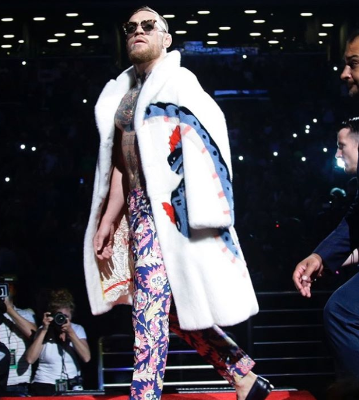 Conor McGregor a "rupt" Instagramul cu noua sa postare. Ce și-a cumpărat cu 135.000 de euro