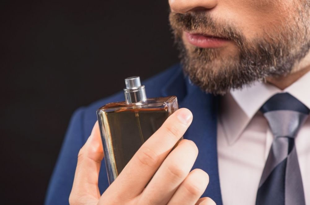 Cum să alegi parfumul potrivit personalității tale