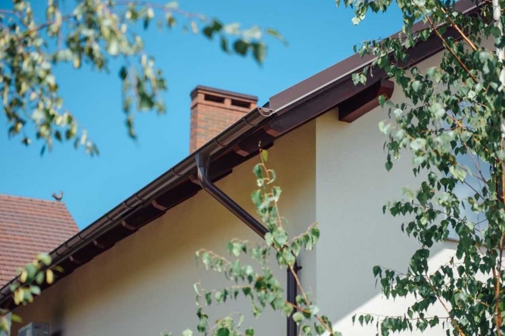 (P) Sisteme pluviale produse de RoofArt – inovație suedeză pe piața din România