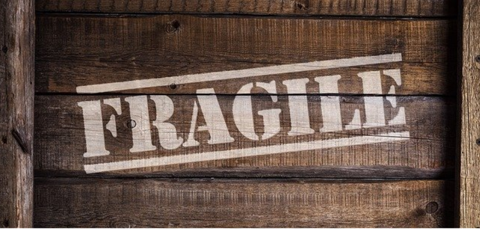 (P) Cum transporți lucruri fragile în portbagaj? 5 recomandări utile