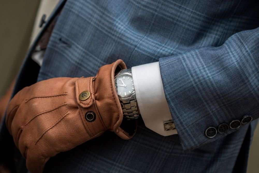 Sprezzatura: eleganță masculină fără efort – de ce e important să nu arăți mereu perfect