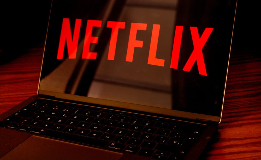 Foarte puțini oameni știu acest lucru! Sunt peste 50 coduri secrete pentru a găsi cele mai bune show-uri pe Netflix