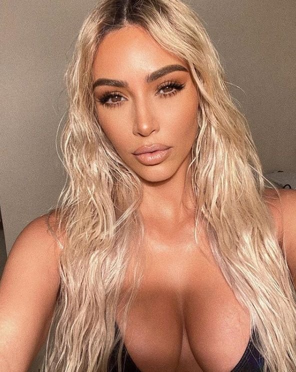 Kim Kardashian, filmuleț de 16 milioane de vizualizări! Cum s-a filmat vedeta