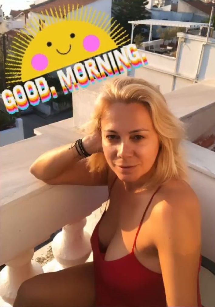 Dana Săvuică, goală la 50 de ani! Cum s-a lăsat fotografiată vedeta: „Aceasta e esența feminității”