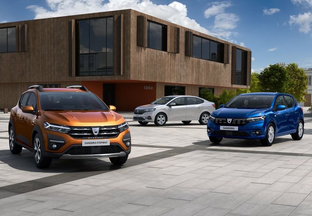 Primele poze cu noile Dacia Logan, Dacia Sandero și Dacia Sandero Stepway