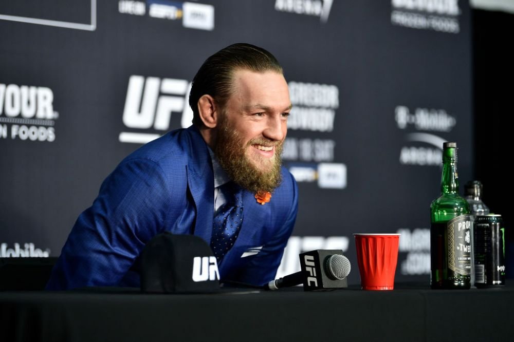 Conor McGregor, acuzat de viol de o femeie cu care a flirtat pe Instagram