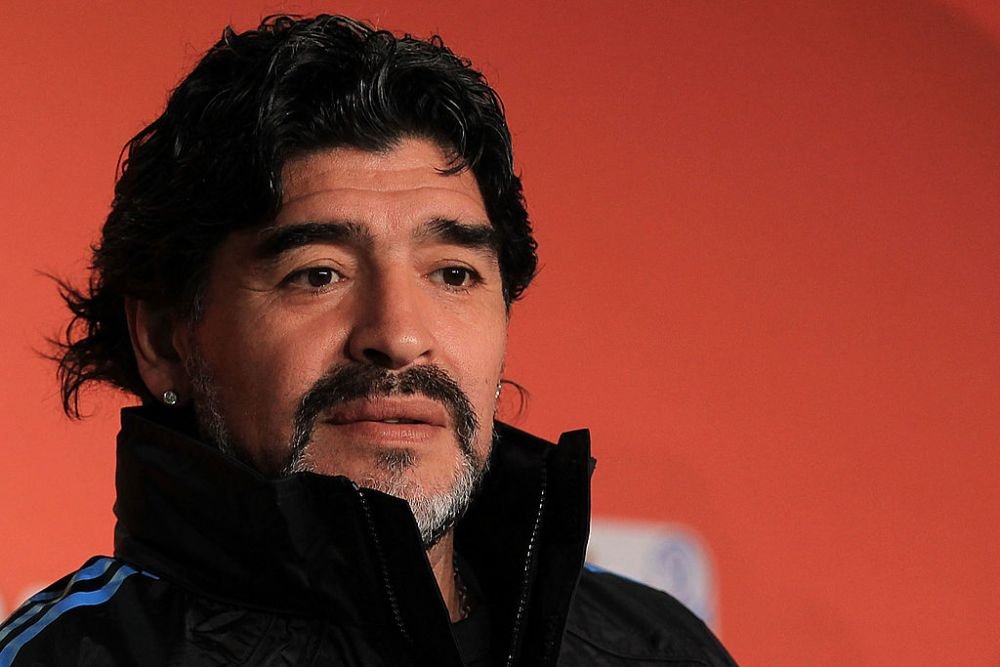 Maradona ar fi fost îngropat fără inimă! Dezvăluirile unui medic din Argentina
