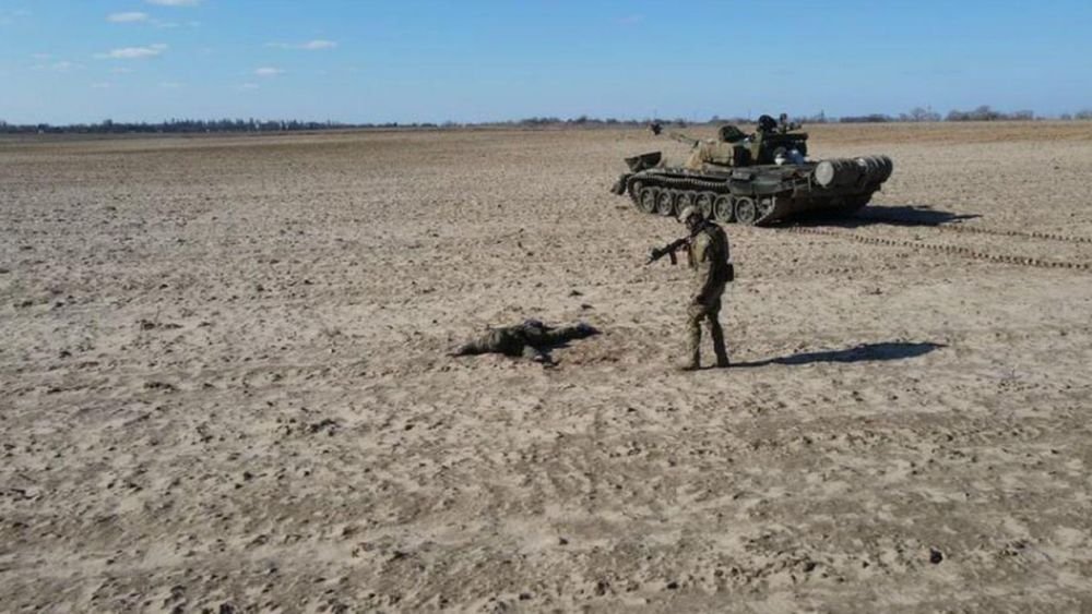 Cum s-a predat un soldat rus cu tot cu tanc. A negociat prin SMS. Va fi recompensat cu 10.000 $