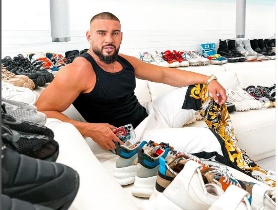 Dorian Popa își arată colecția de adidași de 40.000 de euro: “Valoarea lor a mai scăzut de când i-am cumpărat” - VIDEO