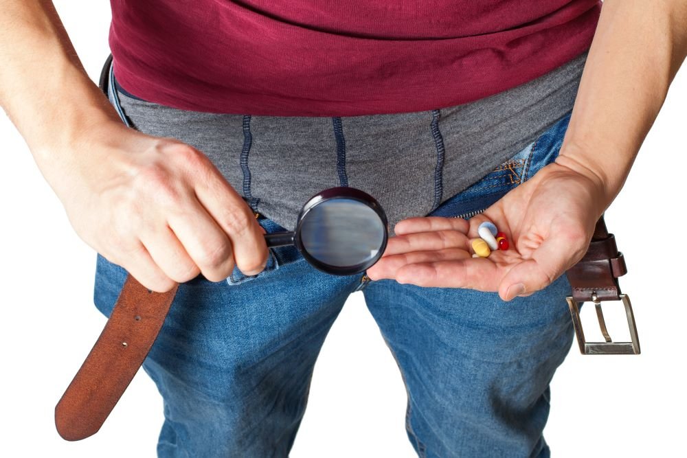 Viagra pentru militari! Armata a cumpărat 35.000 de pastile împotriva impotenței. Cum a justificat achiziția Ministerul Apărării