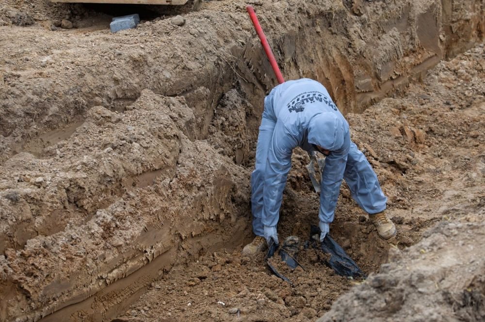 Povestea cadavrului cu numărul 552 din Bucha: „I-am scos pantofii și i-am văzut picioarele”