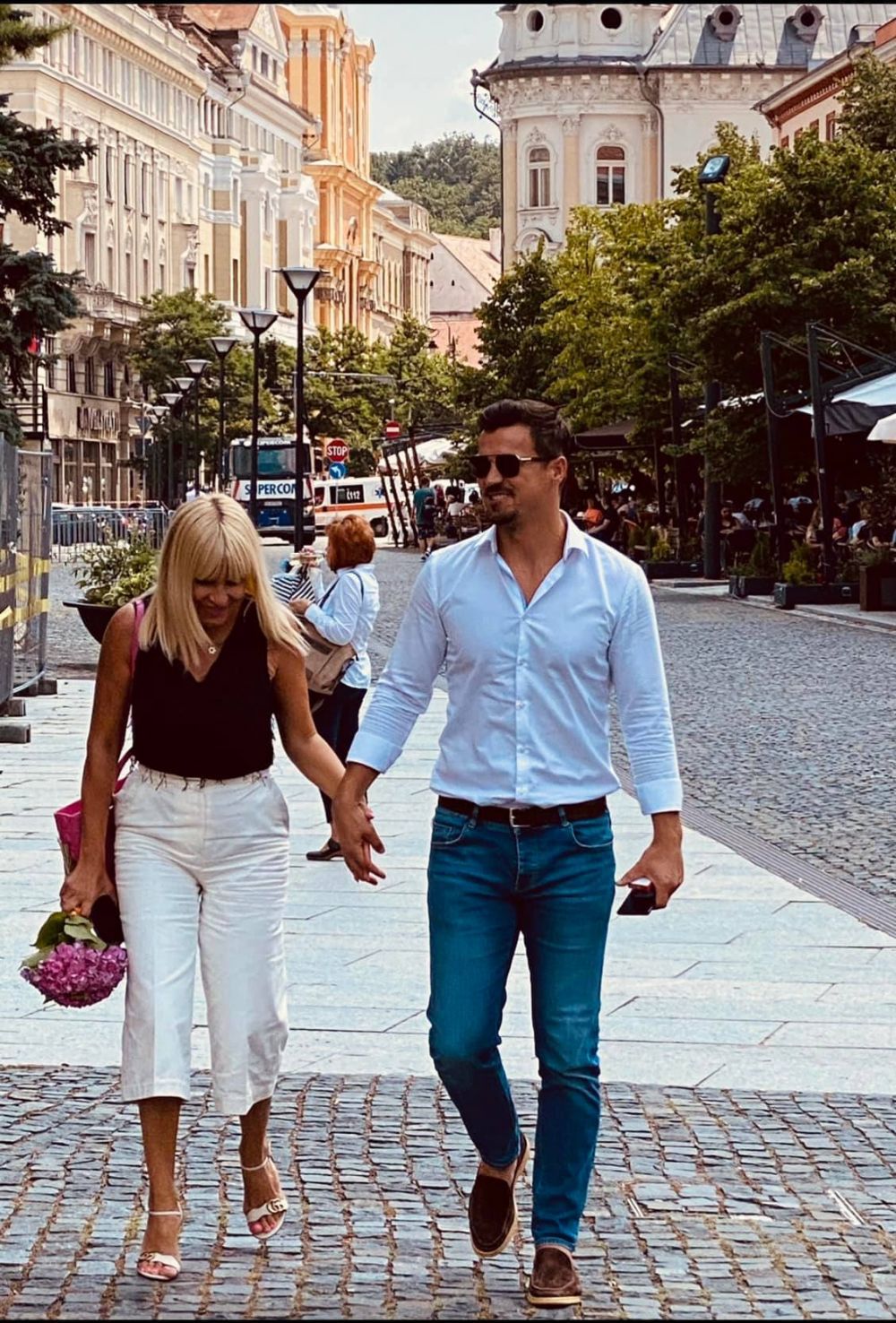 Iubitul Elenei Udrea, apel la Avocatul Poporului: "Sunteți mamă, luptați ca o mamă!"
