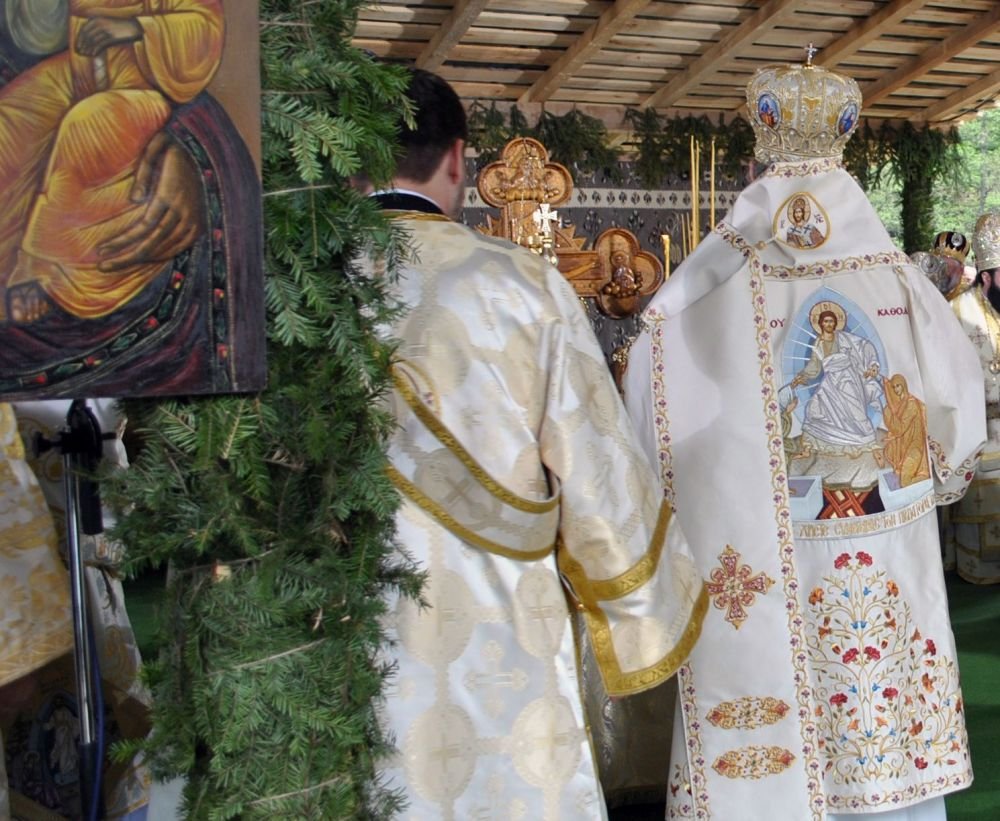 O refugiată din Ucraina afirmă că a fost agresată de un preot român