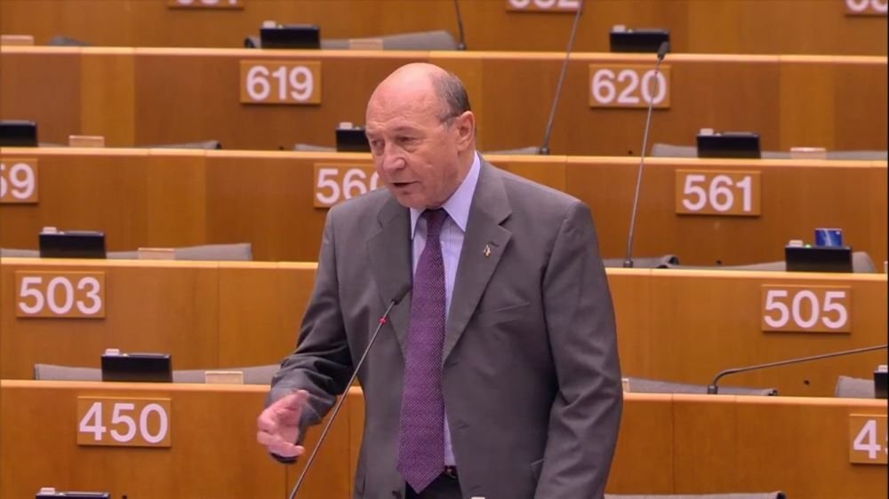 De ce refuză Traian Băsescu să plece din vila de protocol din Primăverii, deși termenul a expirat