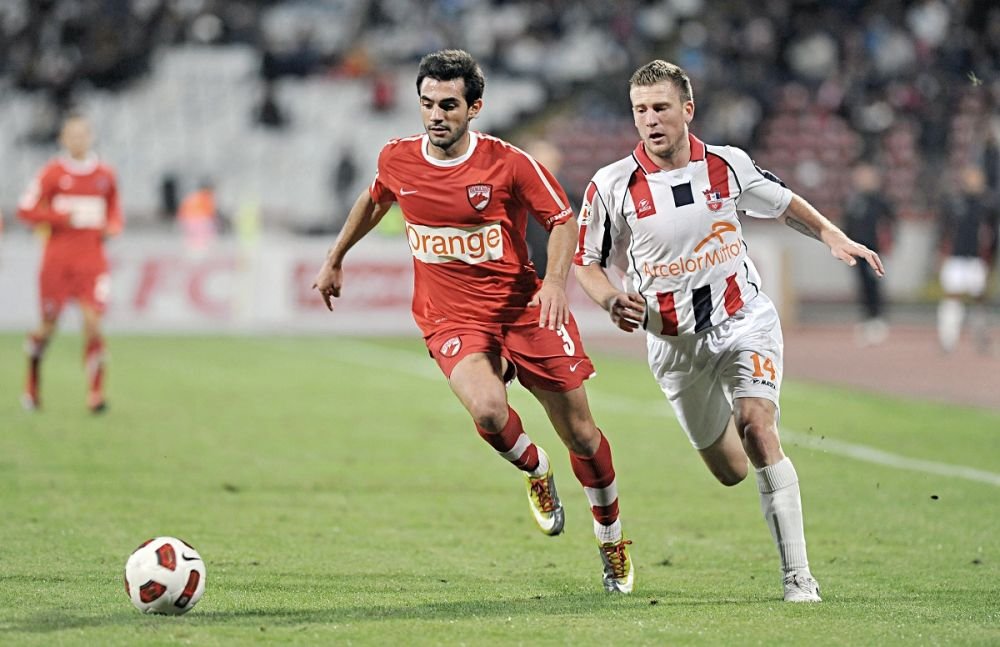 Un fost campion din Liga 1 a ajuns frizer la 33 de ani