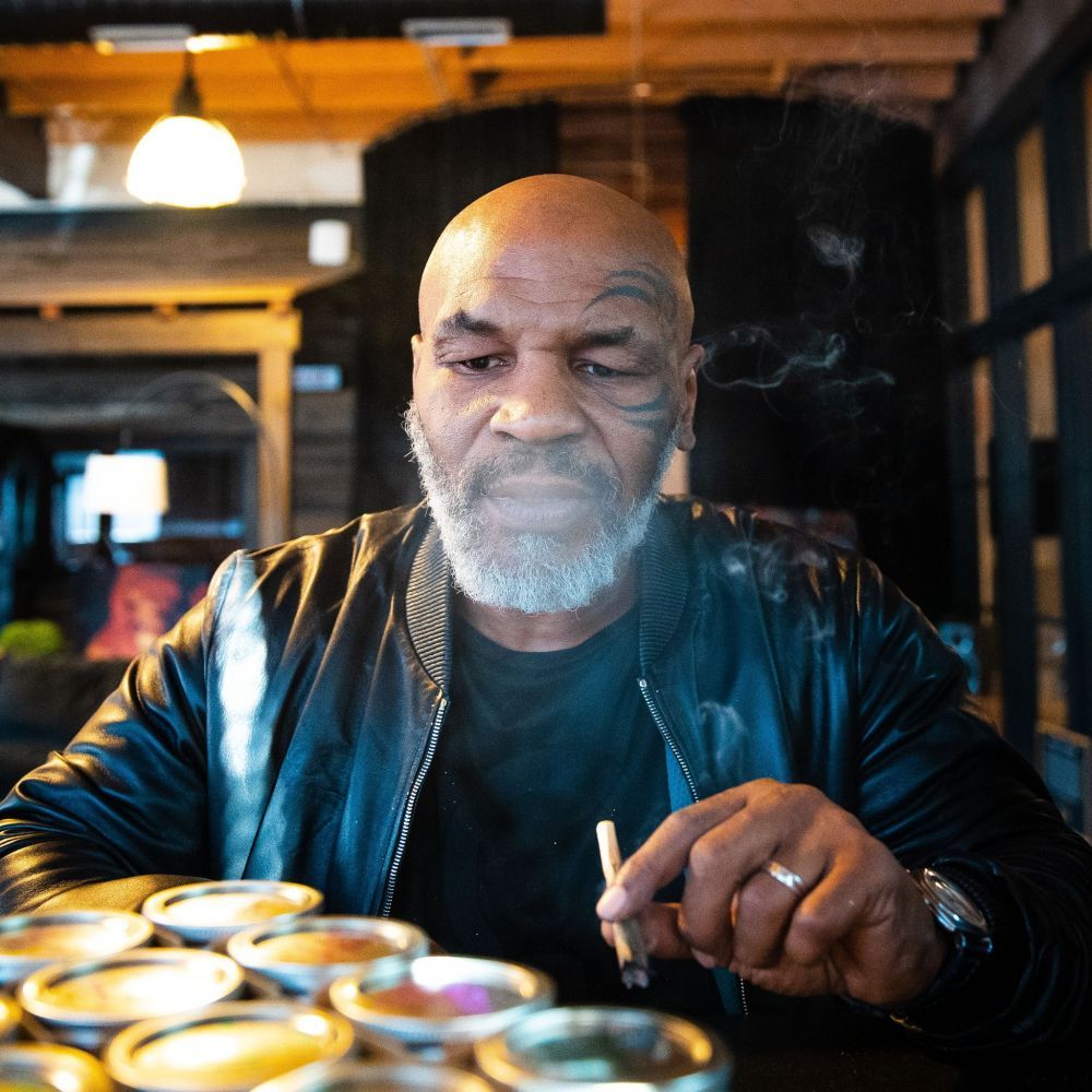 Mike Tyson recunoaște că a boxat sub influența drogurilor: „Nu simțeam loviturile încasate” VIDEO