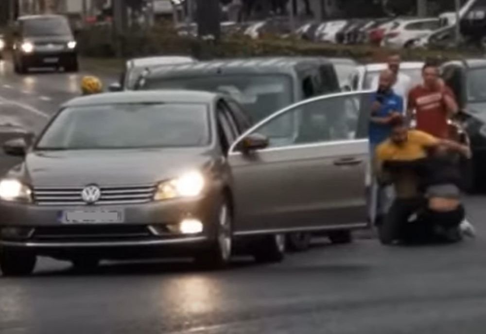VIDEO VIRAL! Cum s-a terminat o bătaie în trafic la Sibiu