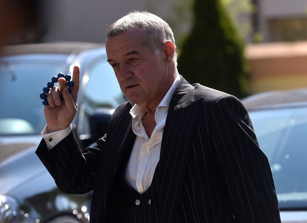 Cine e bărbatul care l-a luat pe Gigi Becali de pe stradă și l-a dus cu mașina la palat: „Nu știam ce se întâmplă”