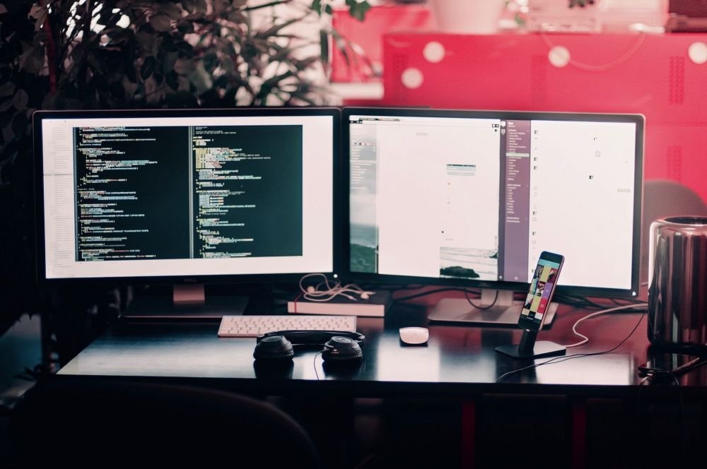 (P) Ai nevoie de un monitor suplimentar? Uite de ce să alegi unul second hand de la IT SH!