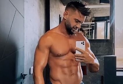 Dorian Popa a vorbit deschis despre complexele pe care le are