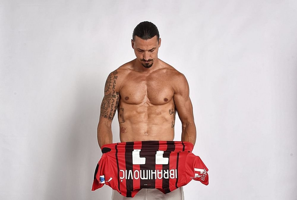 Zlatan Ibrahimovic, cadouri de lux la aniversarea a 41 de ani. Vezi ce tradiție de milioane de euro are fotbalistul