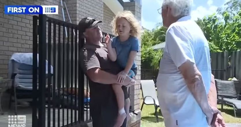 Horror! Un băiețel a fost atacat de un piton de 3 metri și târât într-o piscină: Era cât o mașină de lung - VIDEO