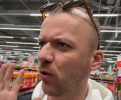 Un italian a rămas șocat când a văzut ce prețuri sunt în România: „Absurd, chiar și cu reducere”