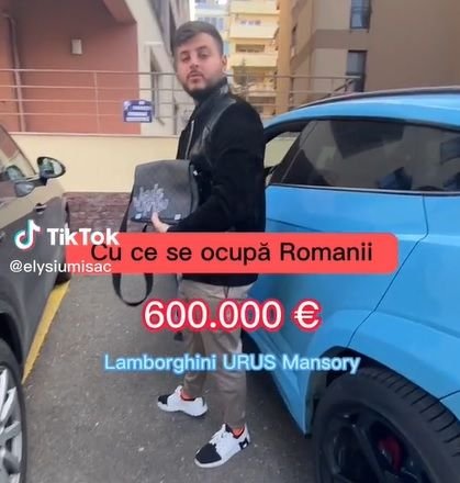 Ce a răspuns Adrian Mititelu jr. când a coborât din mașina de 600.000 de euro și a fost întrebat cu ce se ocupă