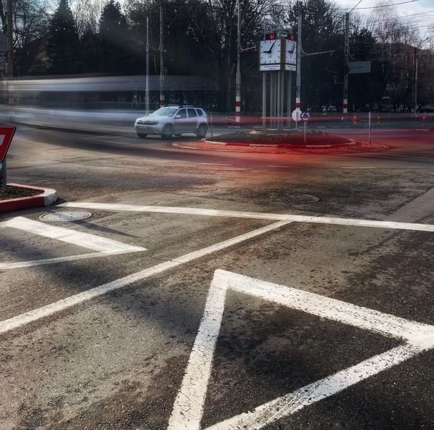 Știi cum se circulă în sensul giratoriu? Ce spune Marian Godină: Am lucrat 11 ani la Poliția Rutieră și..